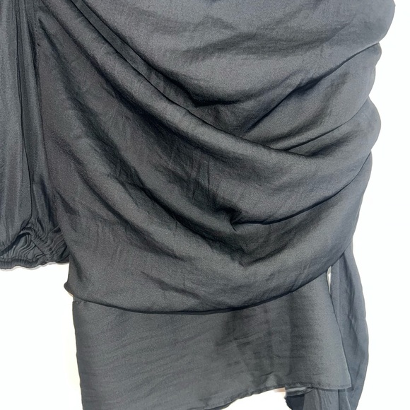 Dolan Anthropologie Ruched One-Shoulder Top size medium - Picture 5 of 11